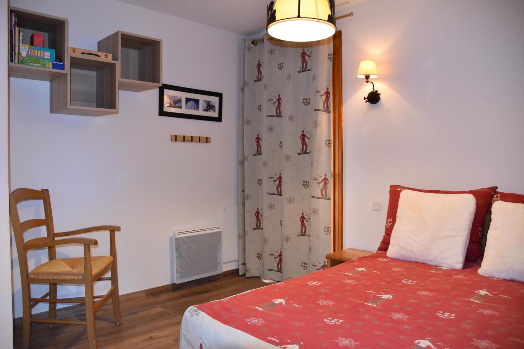 Appartement 6 Places Aux Pieds Des Pistes Avec Piscine, Wifi Et Parking Prive, Salle De Bain Refaite A Neuf Orcieres Exterior photo